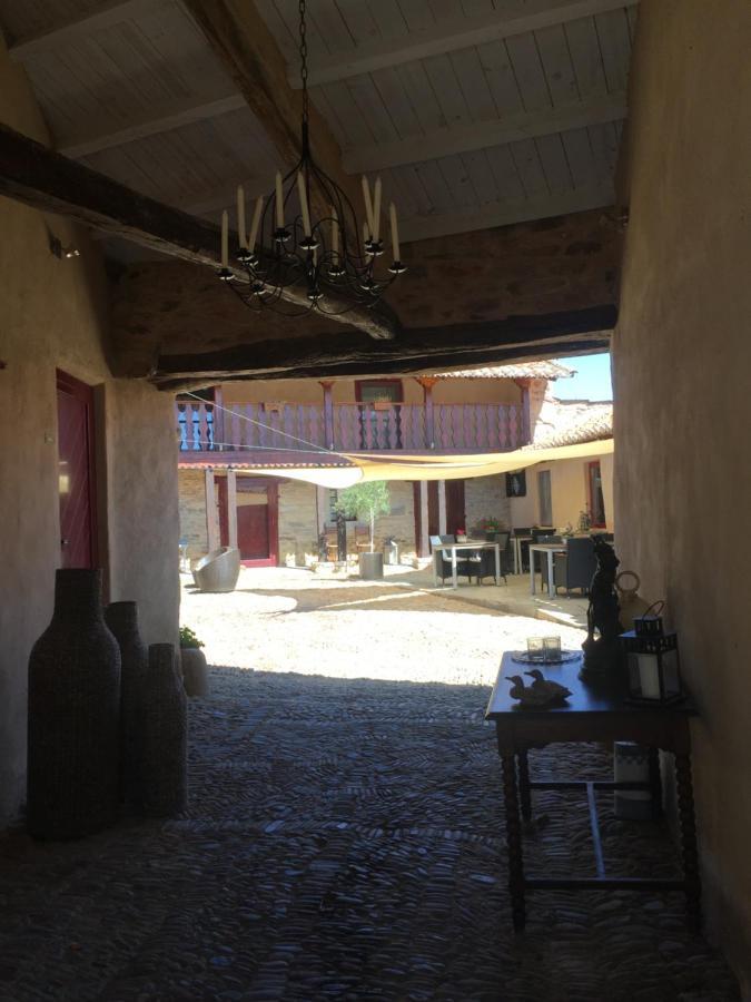 B&B A Ti Valderrey Exterior photo